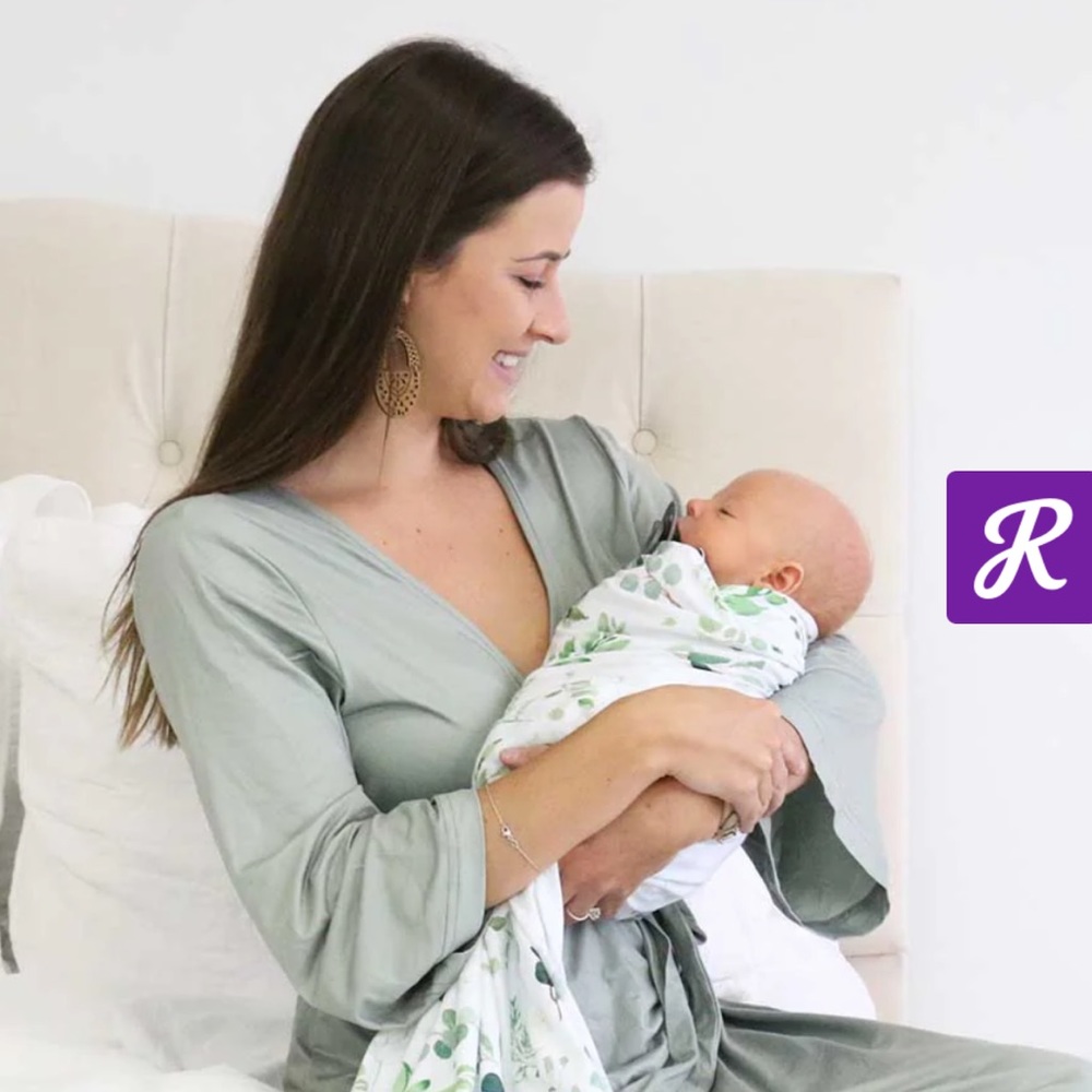Caden Lane Maternity Robe
